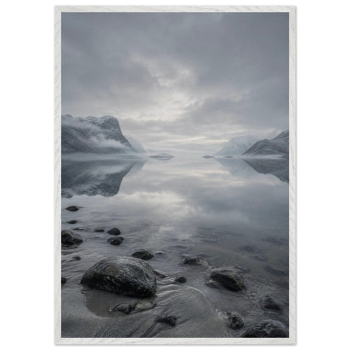Silent Bay – Gerahmter skandinavischer Kunstdruck